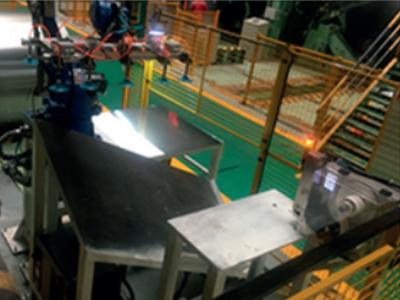 روبوت أخذ العينات التلقائي