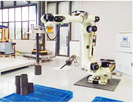 Coupling loading and unloading conveying robot.jpg Coupling loading and unloading conveying robot.jpg