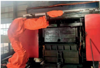 Sistema de espetamento do bloco de carbono