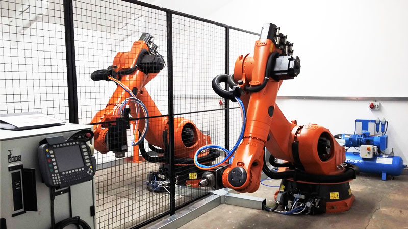 Robots de fábrica colaborativos automatizados Automated Collaborative Factory Robots
