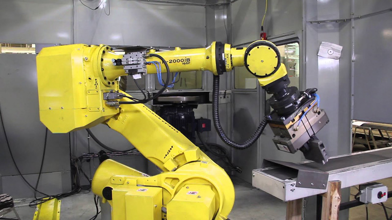 Углеродный блок, тыкающий в руку промышленного робота Carbon Block Poking Industrial Robot Arm